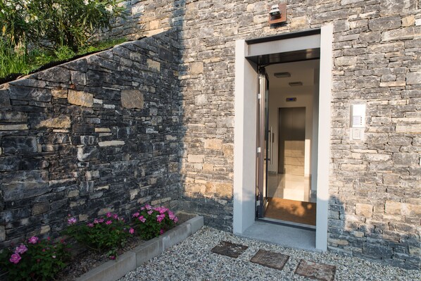 Exterior - Residenza Luigina (Perledo)