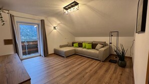 LCD TV - Apartment - Apart Urban (Kauns)