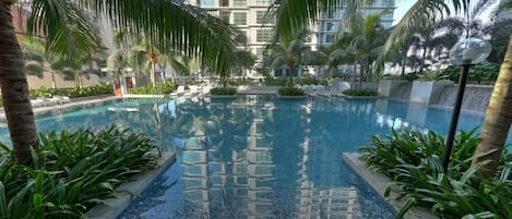 Outdoor pool, sun loungers