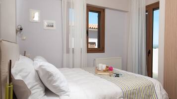 Villa, 3 habitaciones, alberca privada | 3 habitaciones, tabla de planchar con plancha y cunas gratuitas