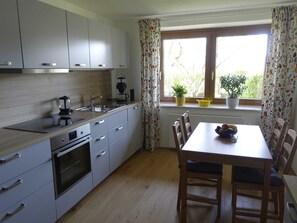 Kühlschrank, Ofen, Geschirrspüler