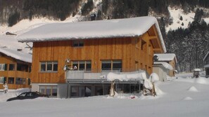 Imagen sin descripción, 2 de 32, botón