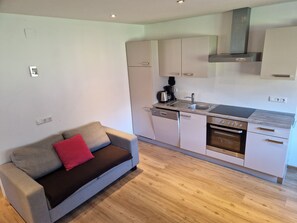 Fridge, oven, dishwasher