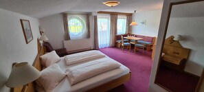 1 bedroom, in-room safe, WiFi, bed sheets