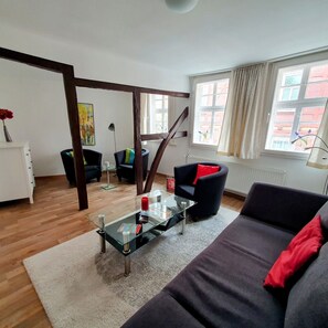 Unclassified image, 4 of 16, button