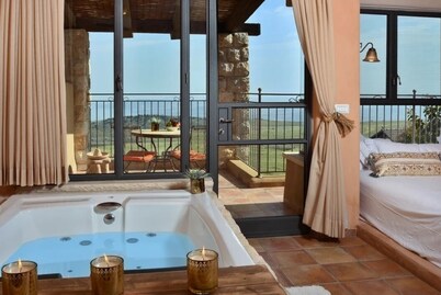 Kami Suites Hotel 