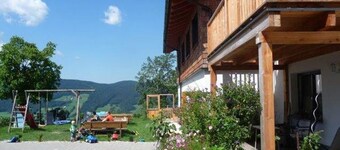 Holiday apartment with meadow view - Familienferienhof Stabauer (4 flowers)