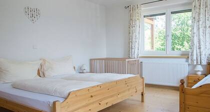 Holiday apartment with meadow view - Familienferienhof Stabauer (4 flowers)