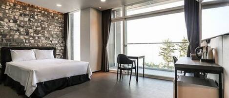 VIP Room, Ocean View (Extra Duvet cost KRW10,000, Mixed Gender not allowed for more than 3) | Free WiFi