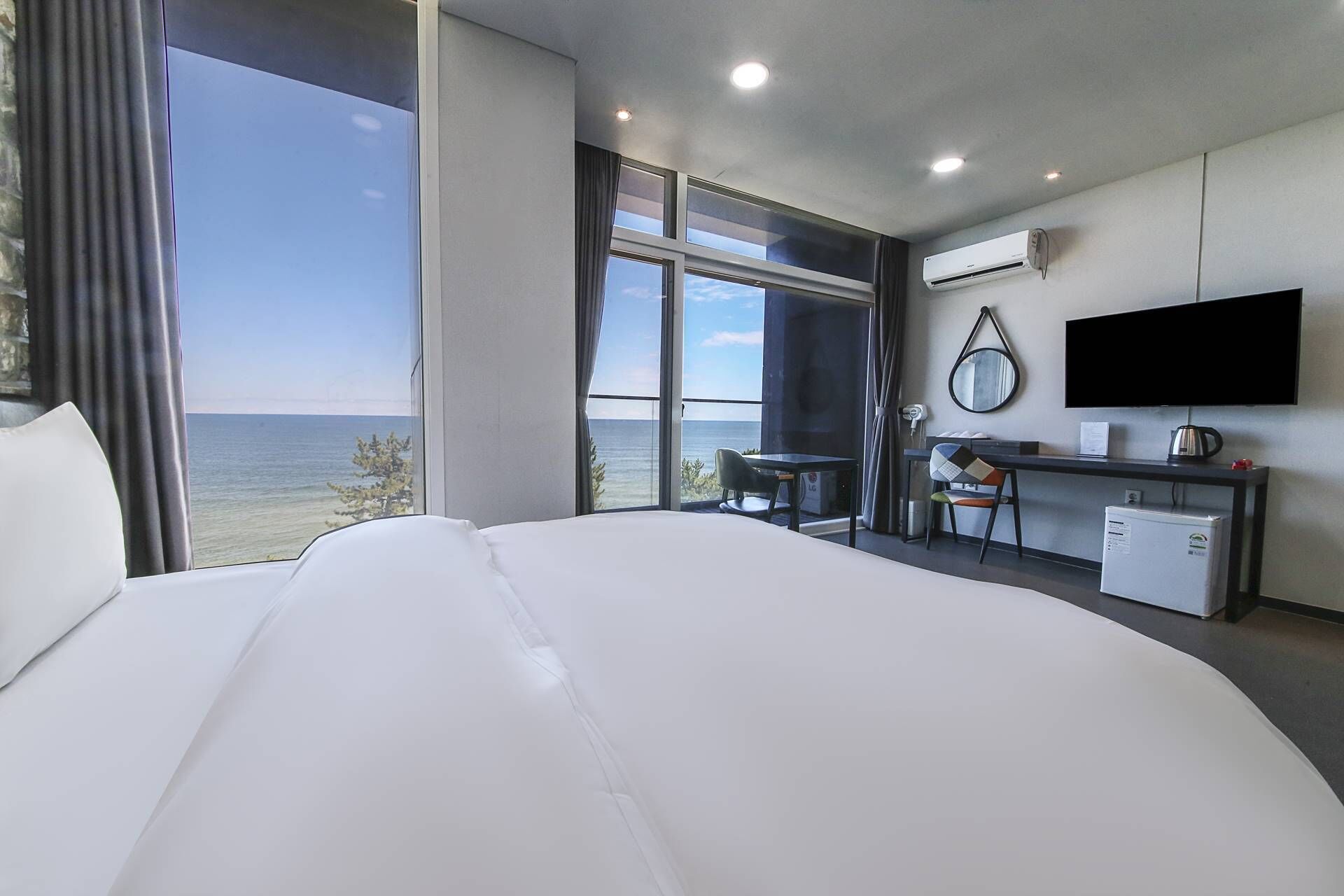 VIP 룸, 바다 전망 (침구 추가시 1만원 요금 발생, 직계가족 외  3인이상 혼숙 금지) | 무료 WiFi