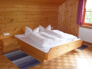 2 chambres, bureau, lit parapluie, Wi-Fi