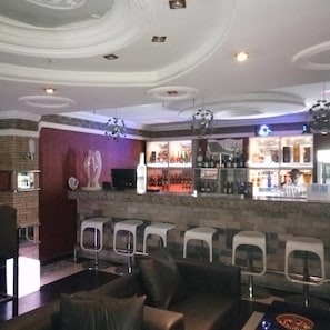 酒吧(店内)