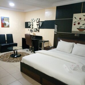 Premium Room | Desk, free WiFi