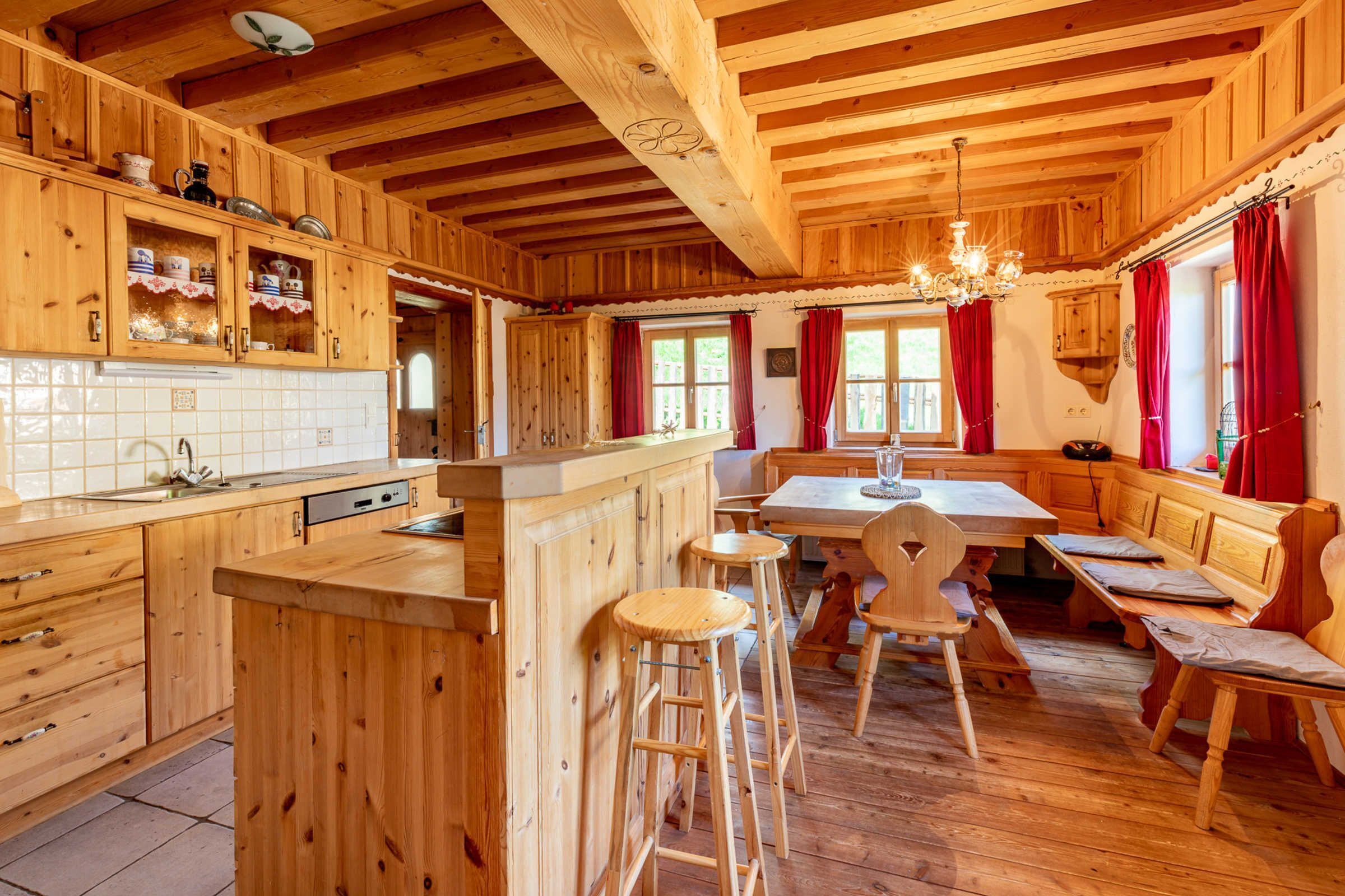 Fridge, oven, dishwasher, highchair