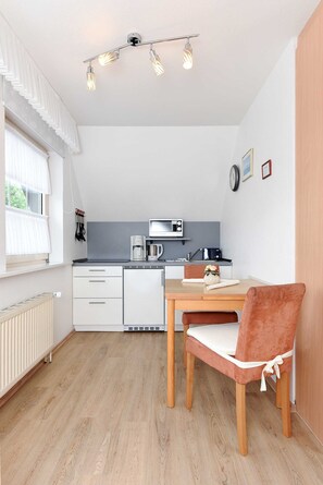 Dining - Apartment Seahorses - Haus Ursula (Esens)