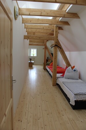 2 Schlafzimmer, Internetzugang, Bettwäsche