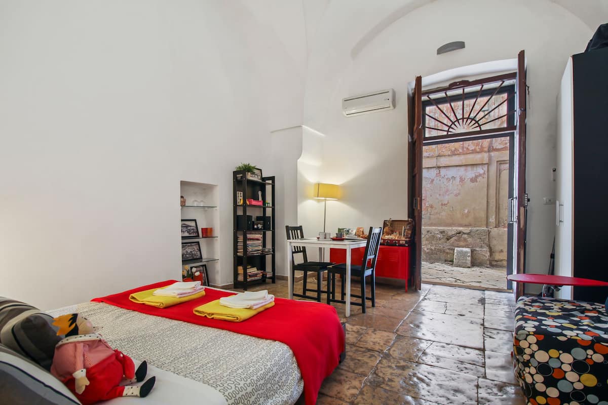 Family Studio | 1 bedroom, minibar, free WiFi, bed sheets