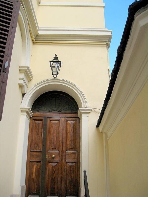 Entrée de l’hébergement