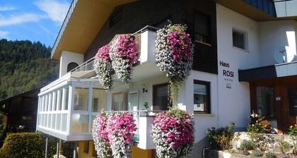 Apartment 1 with balcony - House Rosi