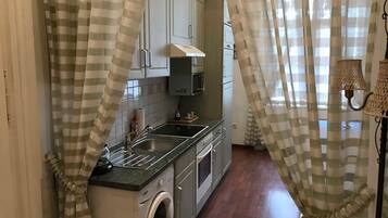 Fridge, microwave, oven