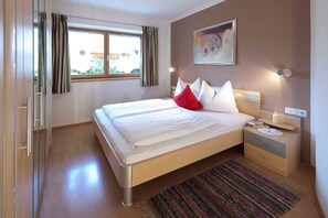 2 chambres, coffre-fort, lit de bébé portatif, Wi-Fi