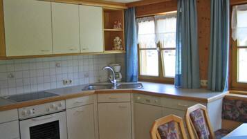 Kühlschrank, Ofen, Geschirrspüler