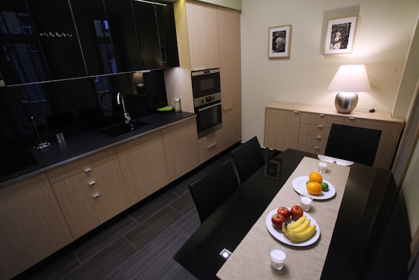 Splendor Above the City | Private kitchen