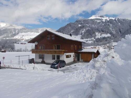 Weissenbach Claudia - Ferienwohnung 1