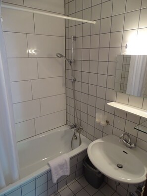Towels - Apartment for 4 persons, Kat B - Apartment house Kaltenbach-Stumm (Stumm)