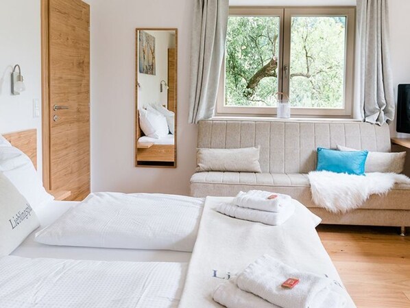 1 bedroom, WiFi, bed sheets