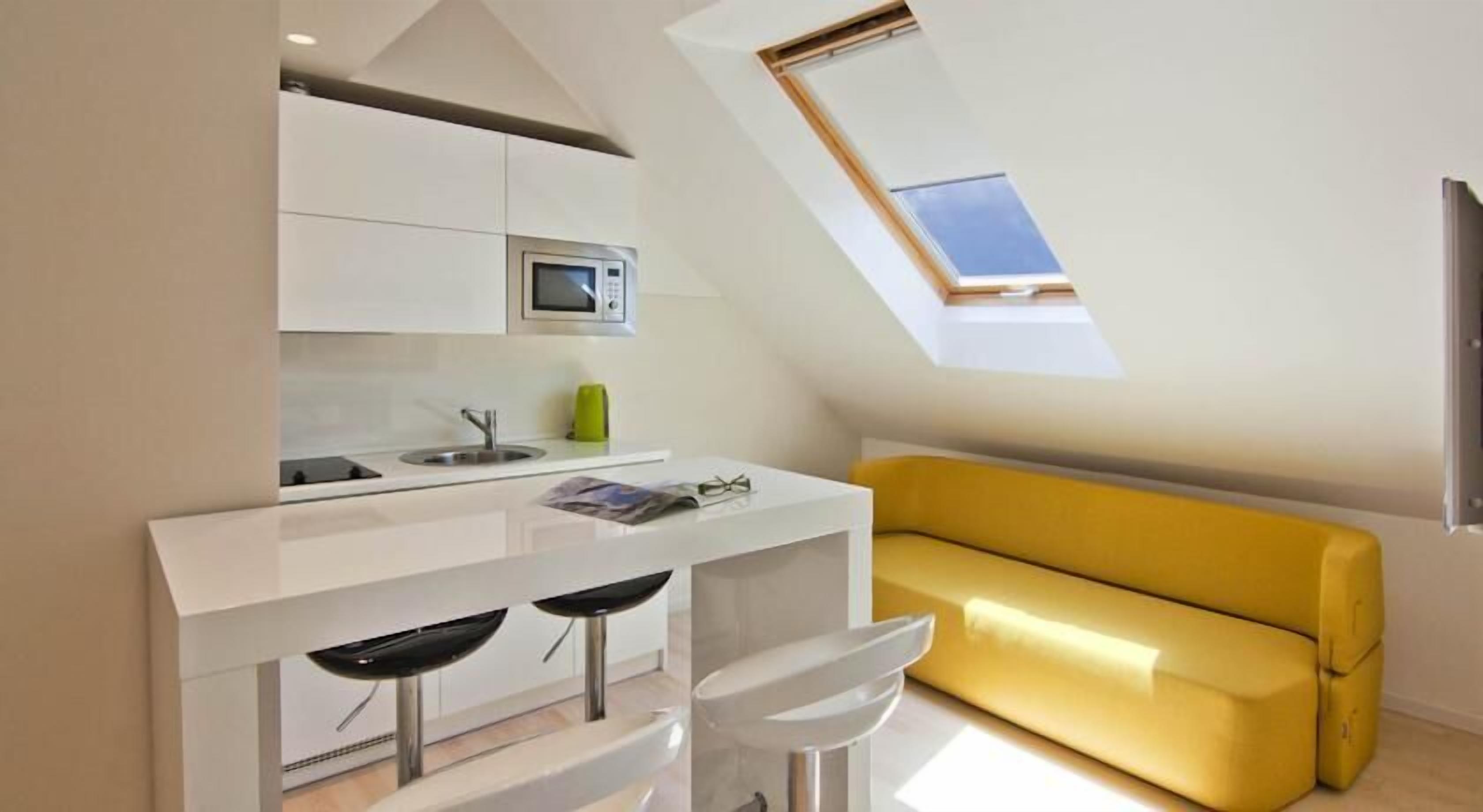 Photo - Laura Lux Suites