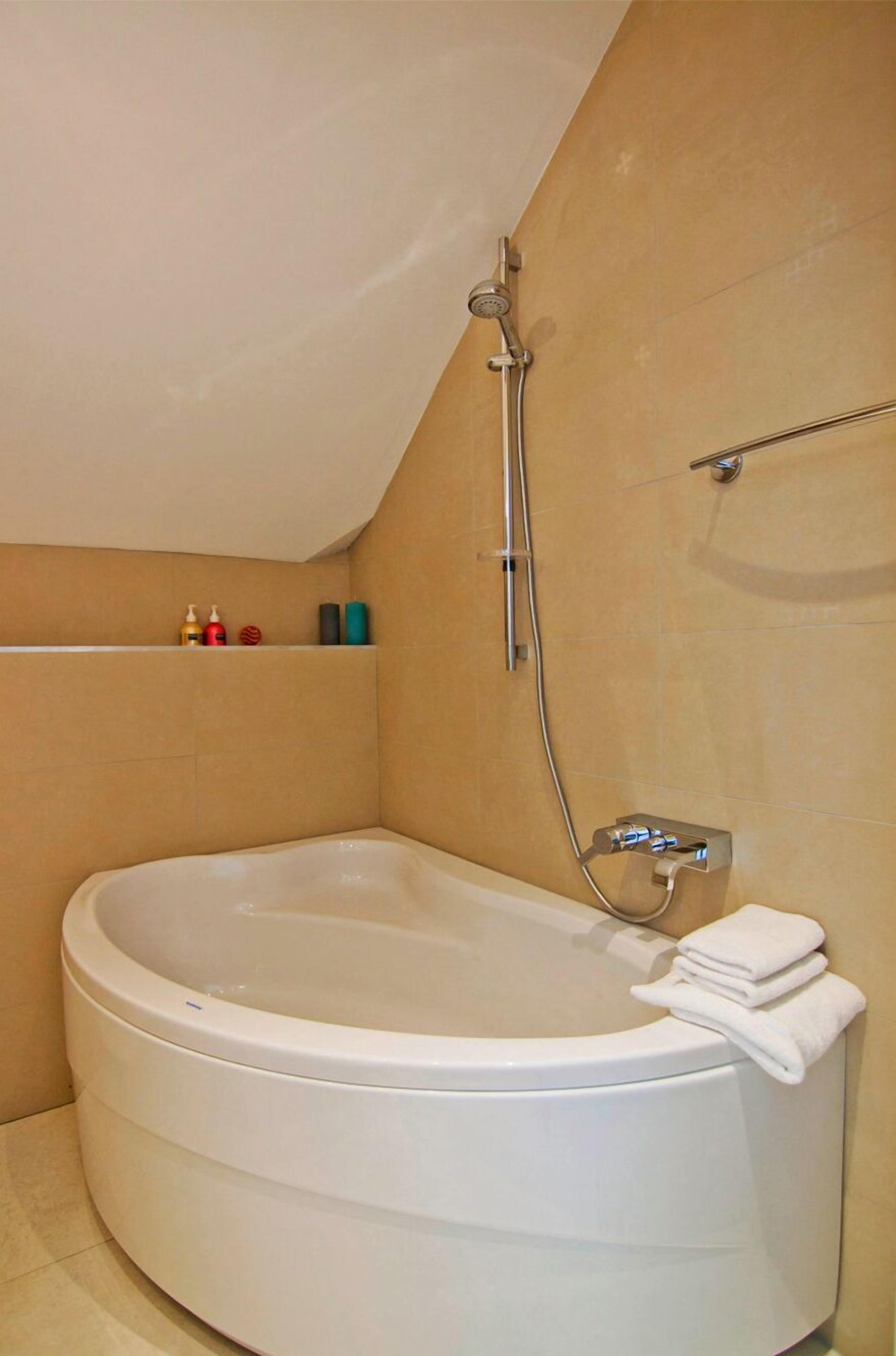 Photo - Laura Lux Suites