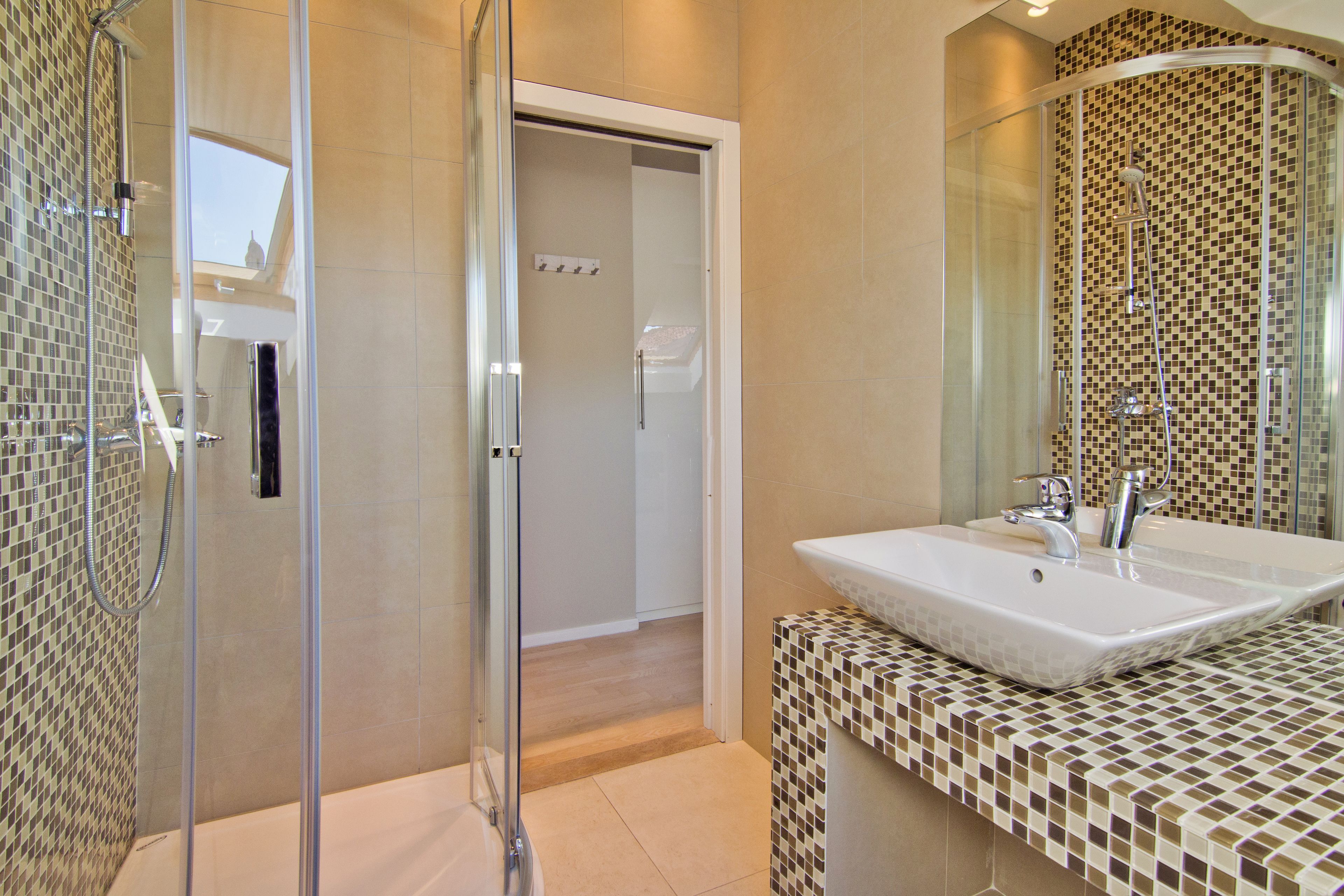 Photo - Laura Lux Suites