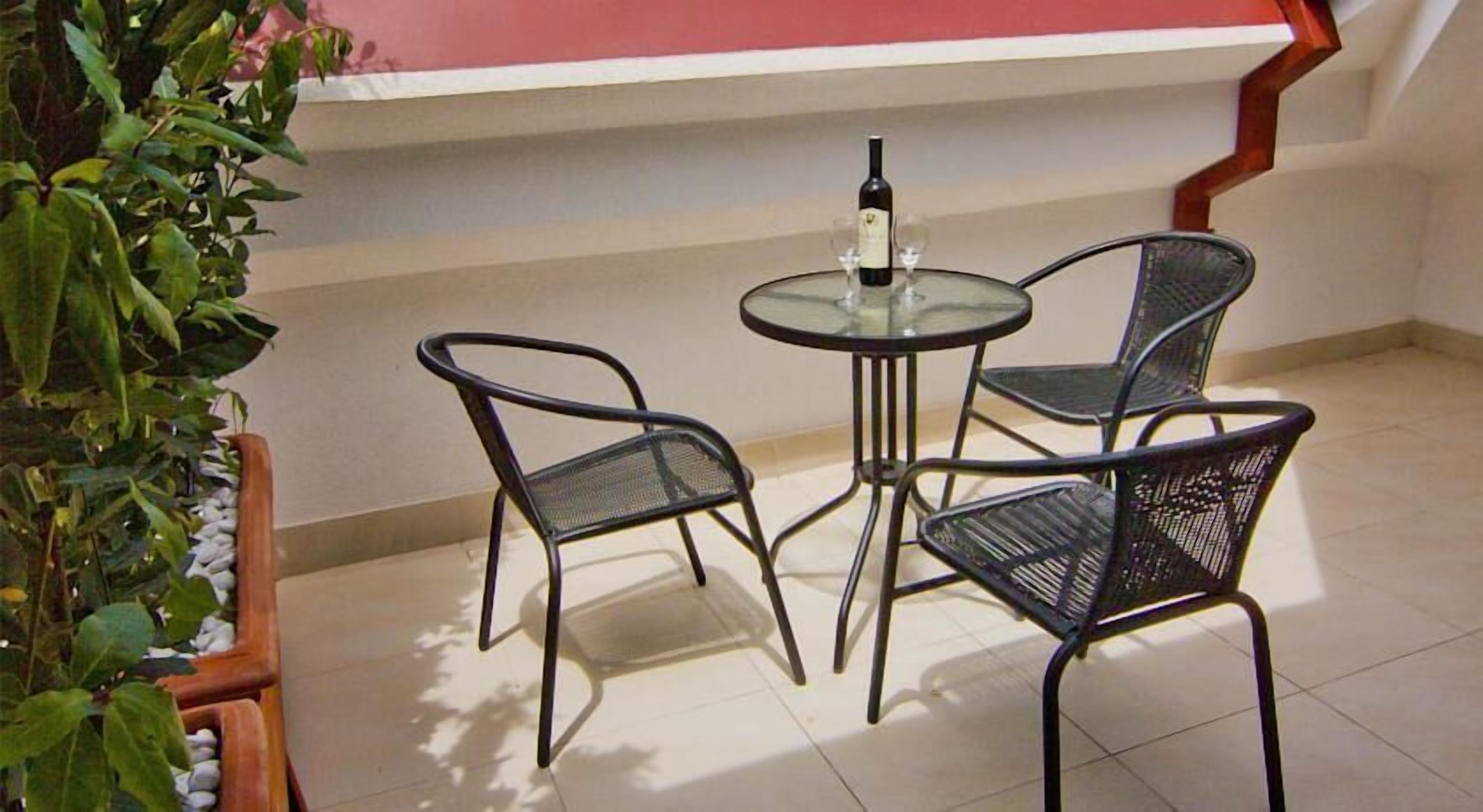 Photo - Laura Lux Suites