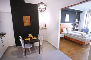 Inspire Apartment | Iron/ironing board, bed sheets - Dfive Apartments - Inspire (Budapest)