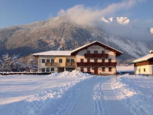 Double room with extra bed 1 - TISCHLERHOF in Breitenbach am Inn