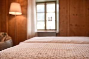 Imagen sin descripción, 4 de 40, botón