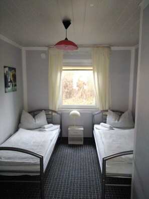 2 bedrooms
