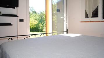 Minibar, schallisolierte Zimmer, kostenloses WLAN, Bettwäsche