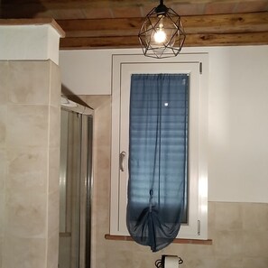 Chambre Panoramique, 1 grand lit, salle de bains privée | Salle de bain