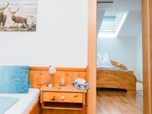 1 Schlafzimmer, Reisekinderbett, WLAN, Bettwäsche