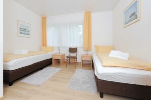 3 Schlafzimmer, Reisekinderbett, WLAN
