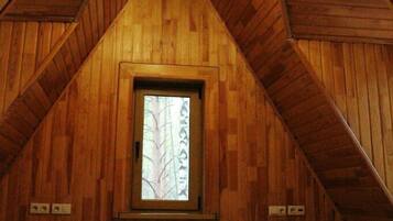 Mökki | Silitysrauta/-lauta, ilmainen Wi-Fi