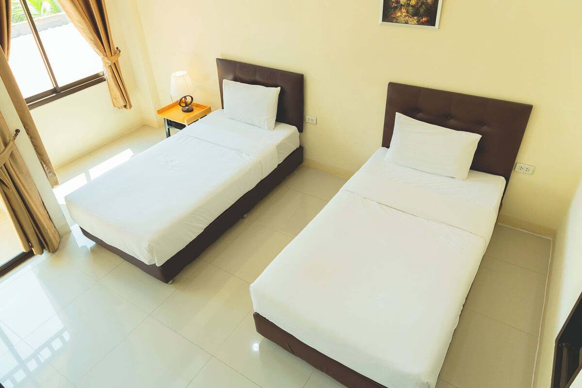 Apartment Standard Twin Bed | โต๊ะทำงาน, เตียงเสริม/เปล, Wi-Fi ฟรี
