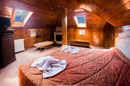 House, Balcony, Lake View (Maisonette) | 1 bedroom, premium bedding, in-room safe, desk