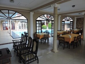 Restaurant - Oasis Beach Resort (Negombo)