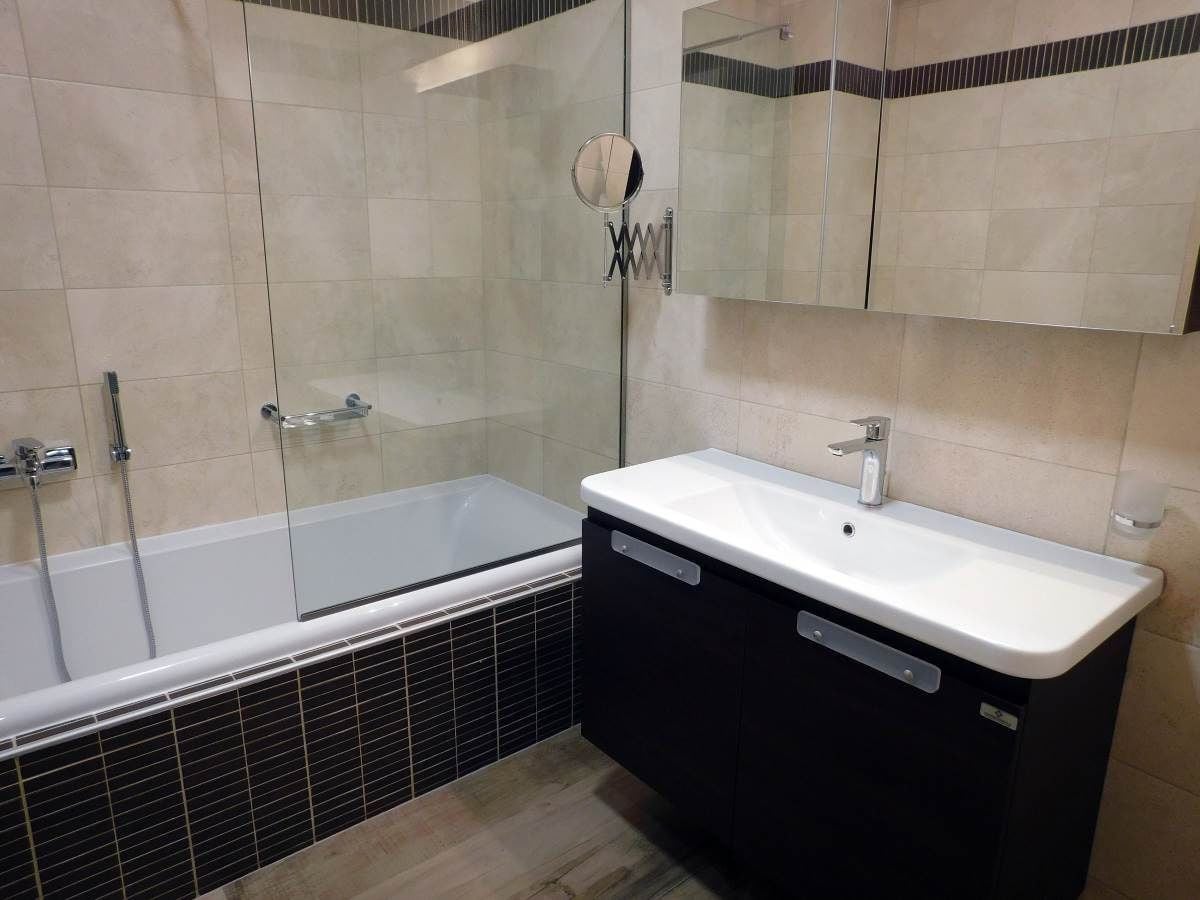 free toiletries, hair dryer, bathrobes, slippers