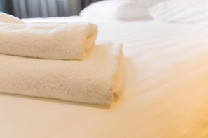 Room - Beach Hotel Katwijk (Katwijk Aan Zee)