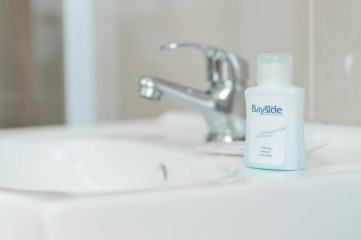 double room | bathroom | shower, free toiletries, towels, soap