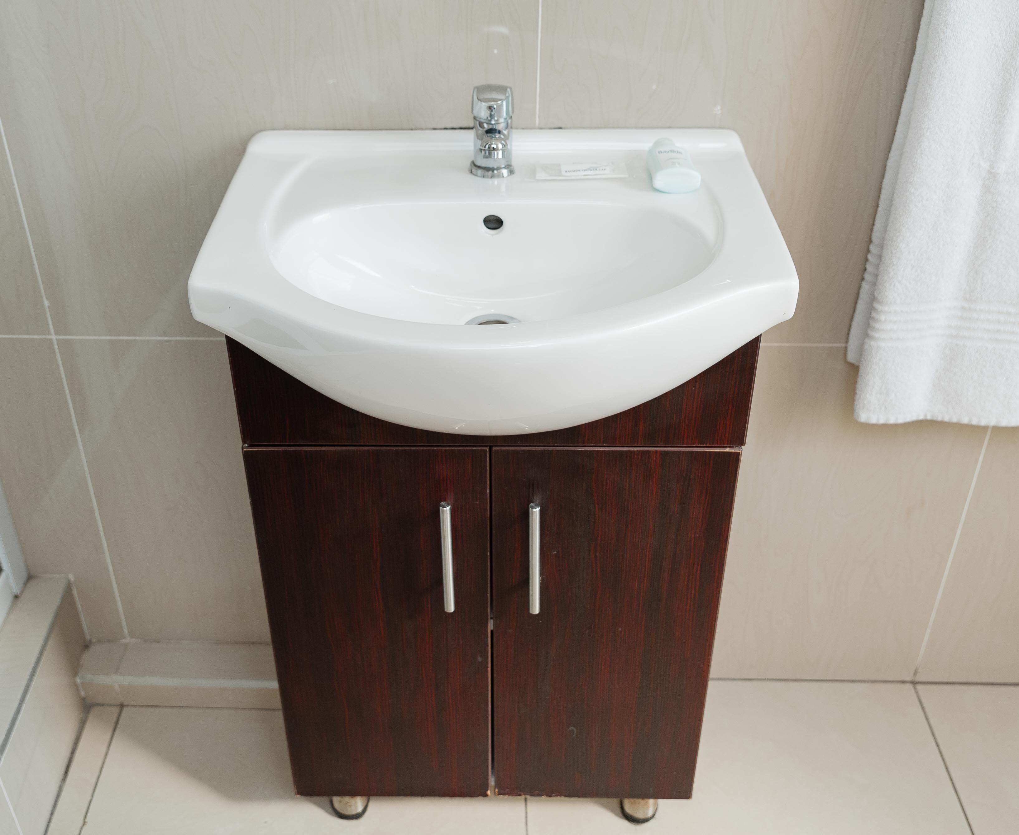 double room | bathroom | shower, free toiletries, towels, soap